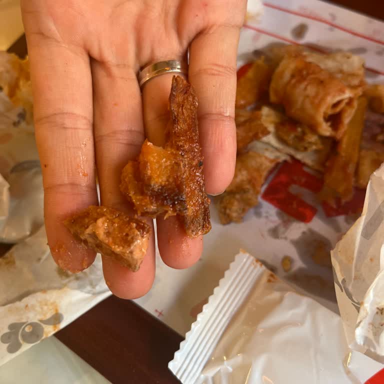 Osmaniye Şubesinde Sürekli Bayat Patates Ve Parçalanan Ekmek Sorunu