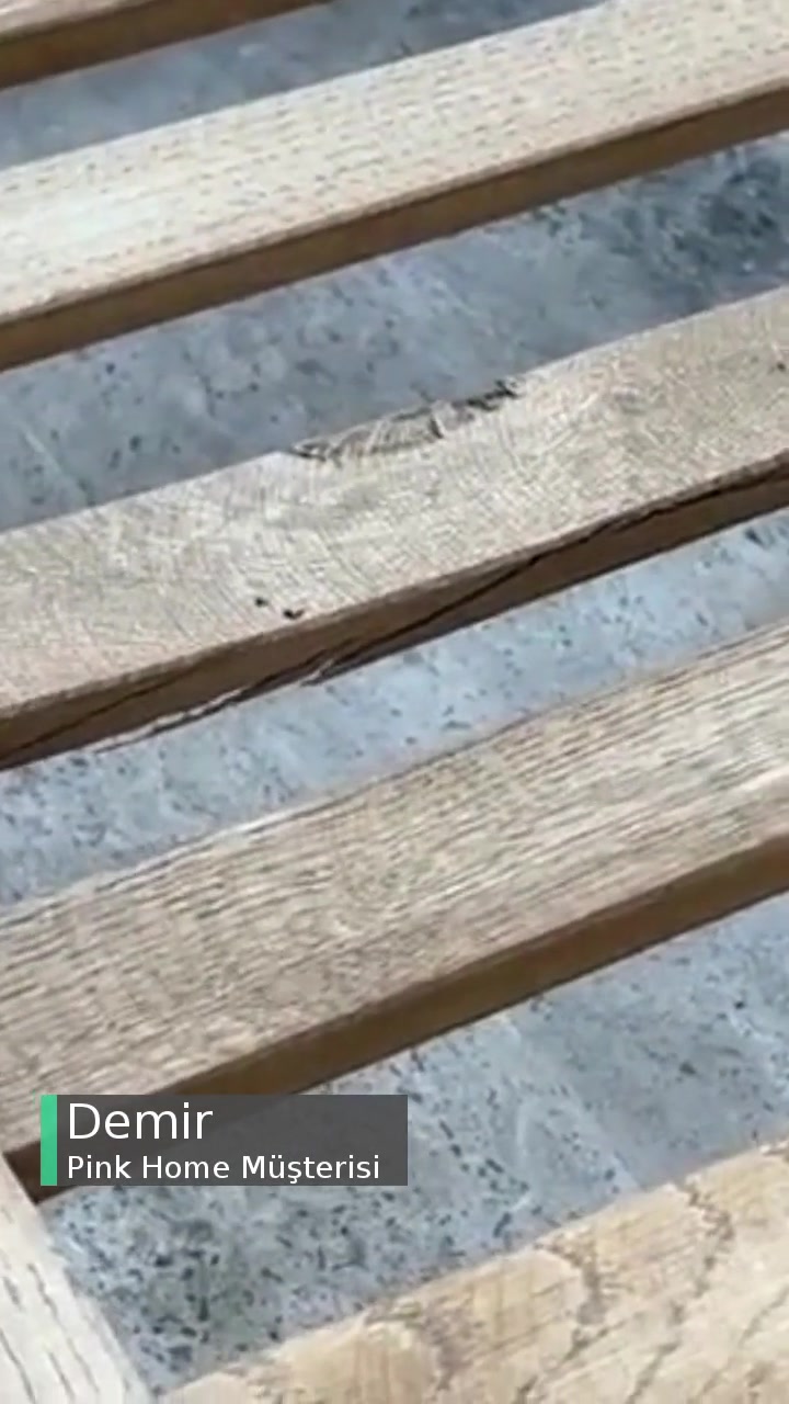 Pink Home Kullanılan Malzemenin Çatlak Ve Kırılma Boya Akıntısı videonun kapak resmi