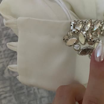 Nişan Elbisem Geç Ve Kusurlu Teslim Edildi Coupe Official Mağduriyetim