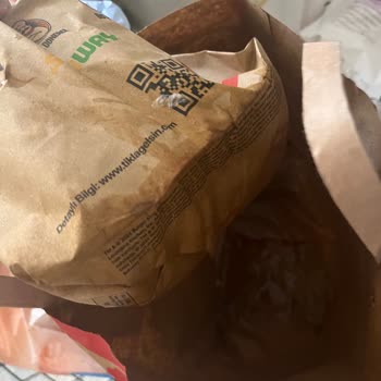Burger King Siparişimde Kapağı Sorunlu Kola Tüm Ürünleri Kullanılmaz Hale Getirdi