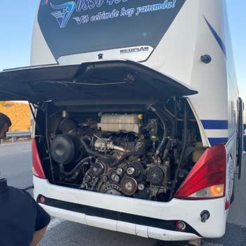 Otobüs Arızası Sonrası Yol Kenarında Mağdur Bekletildik