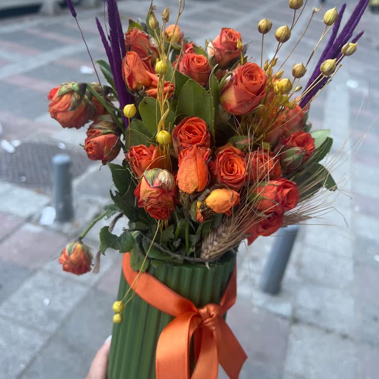 Solmuş Ve Kötü Durumda Çiçek Gönderimi, İade Talebi