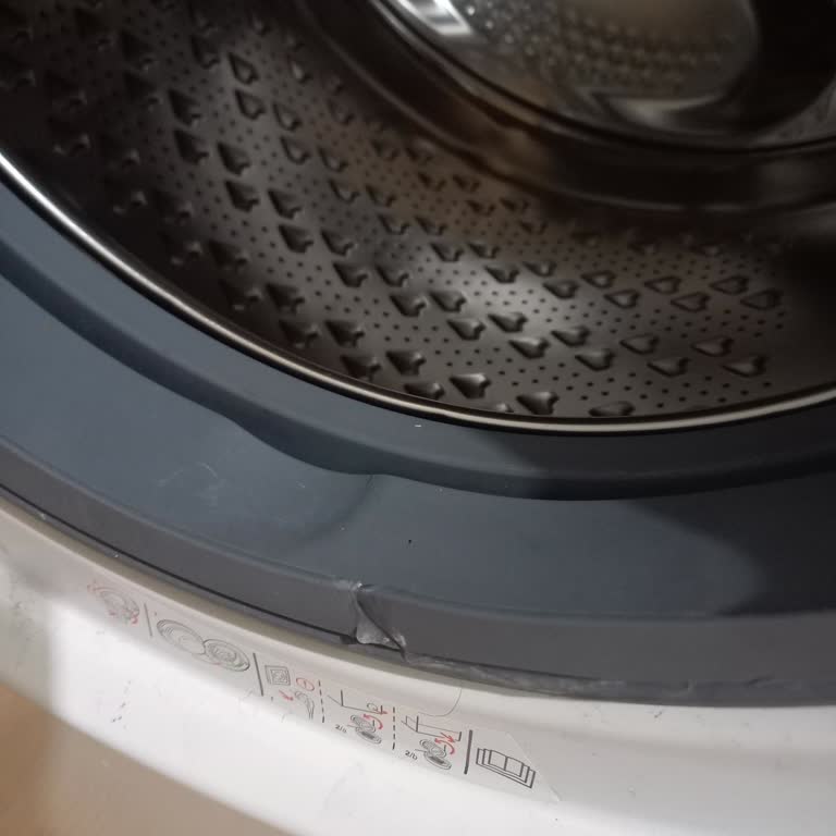 Arçelik Çamaşır Makinesi Kapak Lastiği Kısa Sürede Deforme Oldu, Garanti Kapsamında Değerlendirilmedi