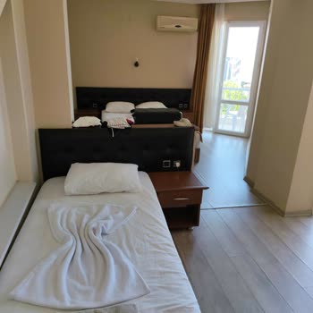 Oda Tipi Yanıltması, Yetersiz Hijyen Ve Hizmet: Tatilbudur Ve Otel Yönetiminden Mağduriyet