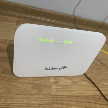 Sürekli Kopan İnternet Ve Yetersiz Teknik Destek Nedeniyle Mağduriyet