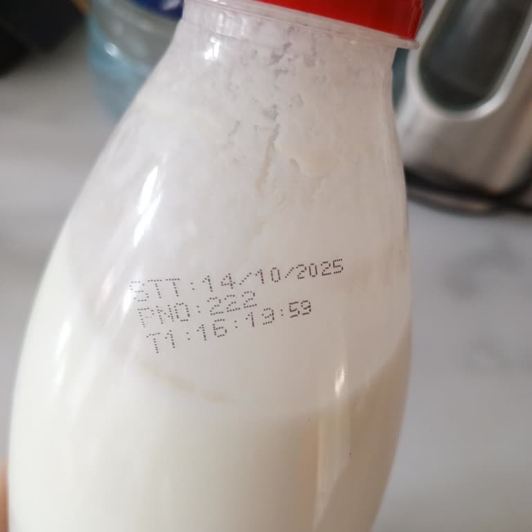 Son Kullanma Tarihi Geçmemiş Kefirin Bozuk Çıkması Ve Sağlık Sorunu Yaşanması