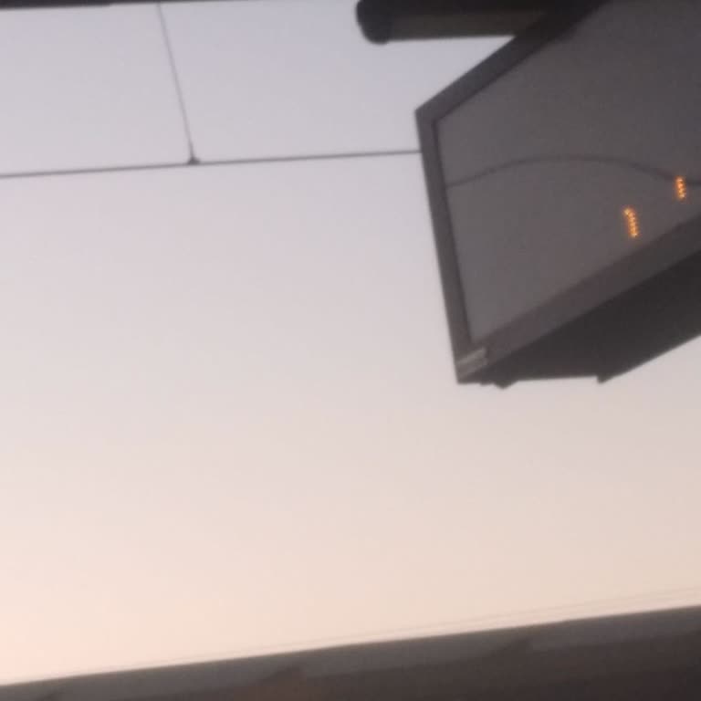 İzban İnkilap İstasyonu'nda Yoğun Saatlerde Yetersiz Vagon Ve Uzayan Sefer Aralıkları Mağduriyeti