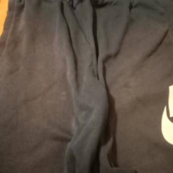 Nike Şortum 10 Günde Deforme Oldu, Müşteri Hizmetleri Çözüm Sunmadı