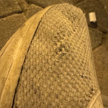 Kısa Sürede Yıpranan Ayakkabı Ve Çözüm Eksikliği