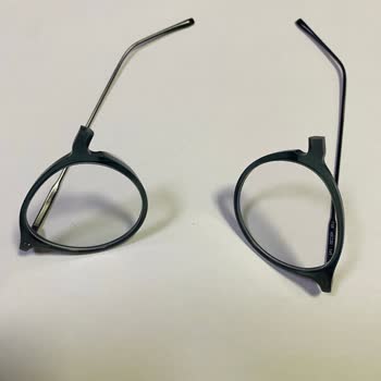 Garanti Biter Bitmez Kırılan Gözlük Ve İlgisiz Servis