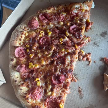 Domino’s Bostancı Şubesinden Gelen Pizza Hayal Kırıklığı Yarattı