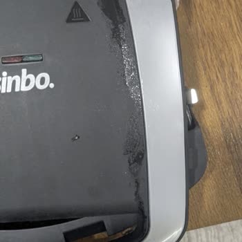 Kırık Ve Yağlı Tost Makinesi Teslimatı Sonrası Müşteri Hizmetlerinden Yanıt Alamadım