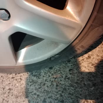 Bakım Yapılmayan Yol Yüzünden Aracım Zarar Gördü, Güvenliğim Tehlikeye Atıldı