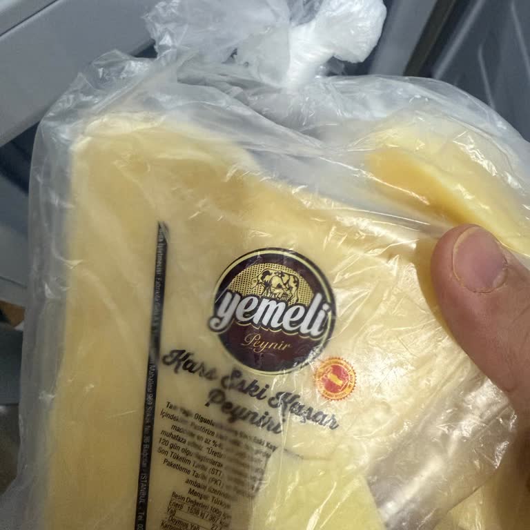 File Market'ten Alınan Kaşar Peynirinde Tekrar Eden Ekşime Sorunu