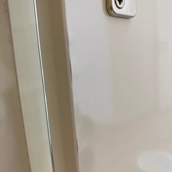 Gardırop Defolu Teslim Edildi Televizyon Ünitesi Rafı Eksik Ve Yanlış Gönderildi