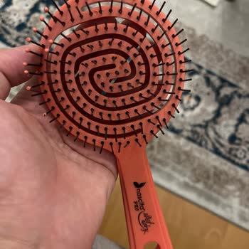 Satın Aldığım Saç Tarağı Kısa Sürede Bozuldu, Mağduriyetimin Giderilmesini İstiyorum