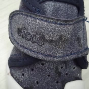 İlk Yıkamada Ayakkabıda Renk Solması Ve Beyaz Lekeler Oluştu