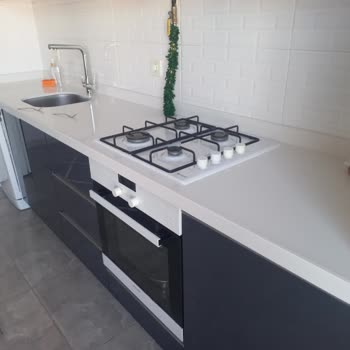 Garanti Kapsamındaki Tezgahta Çatlak Ve İlgisiz Müşteri Hizmetleri