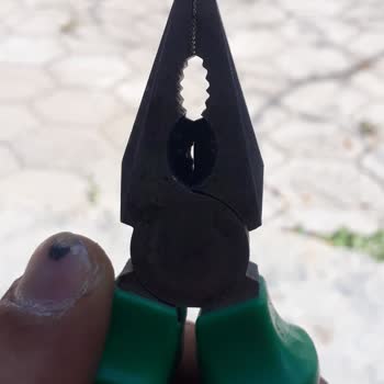 Kısa Sürede Kırılan Pense Hayal Kırıklığı Yarattı