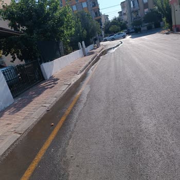 Günlerdir Devam Eden Su Sızıntısına ASAT’tan Müdahale Bekleniyor