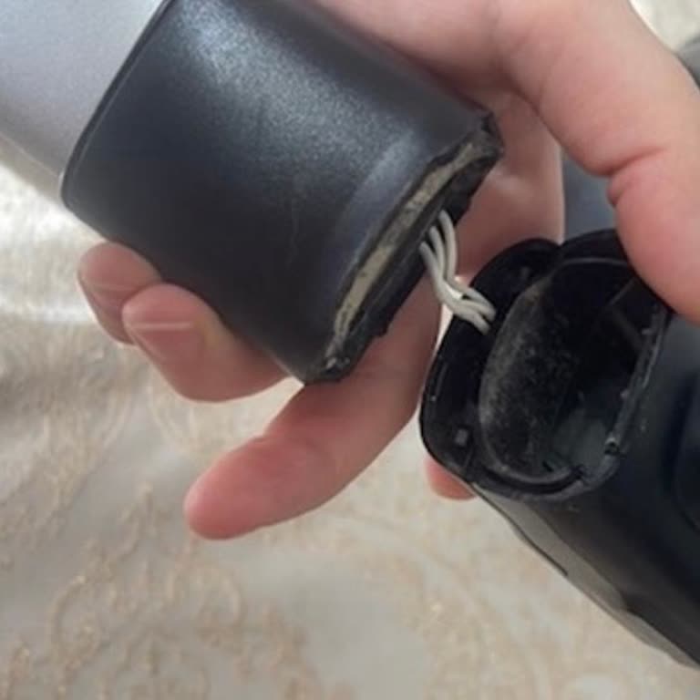 Philips SpeedPro Max Süpürge Sopa Kısmı Garanti Kapsamında Kırıldı