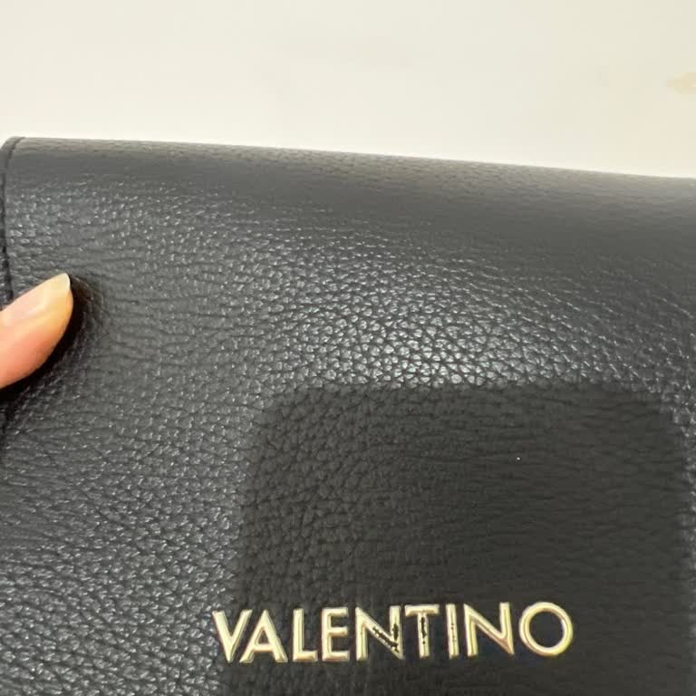 Valentino Çantada Yazı Kararması Ve Garanti Sorunu