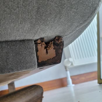 Kelebek Mobilya'dan Eksik Ve Kusurlu Teslimat: Salon Takımı Ayakları Kırık Ve Kullanılamıyor