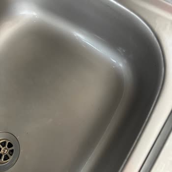 Yeni Evdeki Teka Evyede Delik Ve Paslanma Sorunu Büyüyor