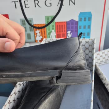 İkinci Kullanımda Tabanı Ayrılan Ayakkabı İçin İade Talebim Karşılanmadı