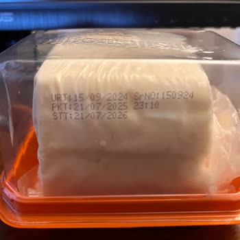 Bozuk Ve Kötü Kokulu Peynir Teslimatı: Ürün Yenmeyecek Durumda