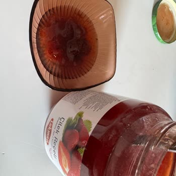 Çilek Reçelinde Vaat Edilen Oranda Çilek Yok, Tüketici Güveni Sarsıldı