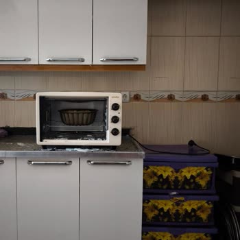 Simfer Mini Fırının Camı Patladı, Ailem Büyük Tehlike Atlattı