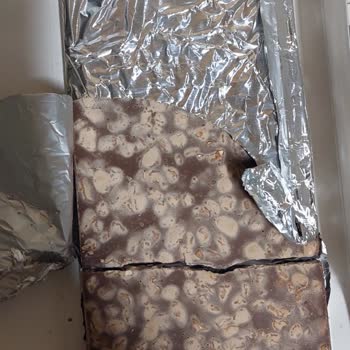 BİM'den Aldığım Çikolatada Küf Ve Bozulma: İade Ve Özür Bekliyorum