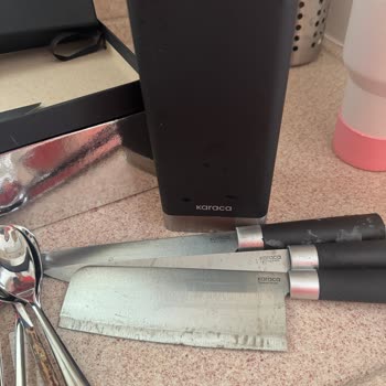 Karaca'dan Alınan Çatal Bıçak Takımlarında Paslanma Ve Dağılma Sorunu