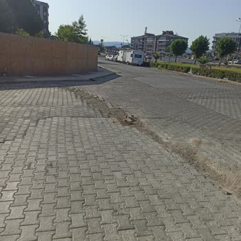 Altyapı Çalışması Sonrası Onarılmayan Yol Mağduriyeti