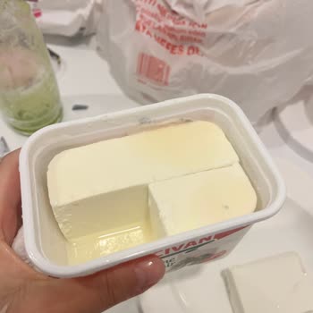 Aldığım Süzme Peynir Küflü Ve Tüketilemez Durumda Çıktı