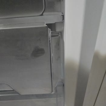 Kırık Çekmeceli Dondurucuya Parça Temini Sorunu Ve Mağduriyet