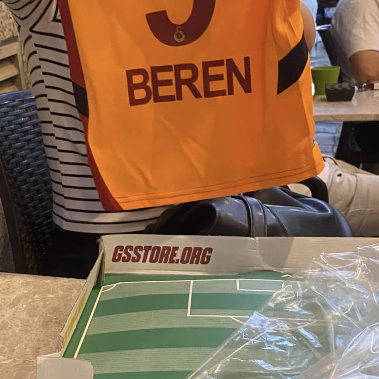 Yanlış Beden Forma Siparişi Ve Çözümsüz İade Mağduriyeti