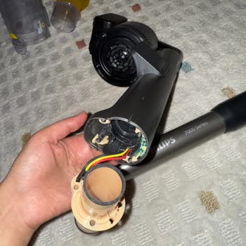 Philips Dikey Süpürge Gövdesi Kırıldı, Değişim Talebim Reddedildi