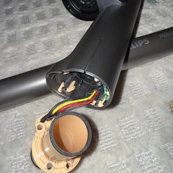 Philips Dikey Süpürge Gövdesi Kırıldı, Değişim Talebim Reddedildi