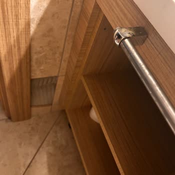 Otel Temizlik Ve Güvenlik Sorunları Nedeniyle Erken Çıkış Ve Ücret İadesi Talebi