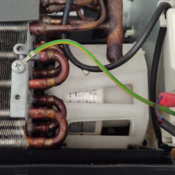 Klimada Sürekli Su Akıtma Ve Çözülmeyen Arıza Nedeniyle Mağduriyet