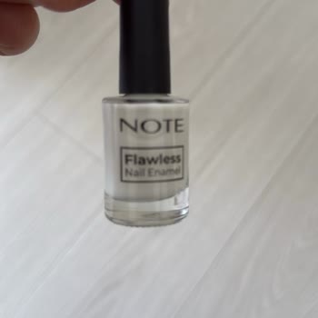 Aldığım Ojede Yabancı Madde Çıktı Müşteri Hizmetlerinden Dönüş Alamadım