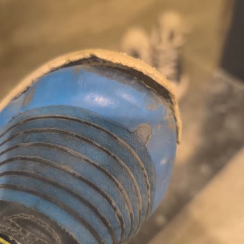 Kısa Sürede Yırtılan Skechers Ayakkabı İçin İade Talebim Red Edildi