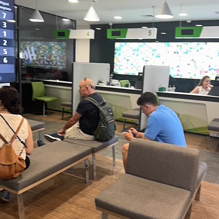 Garanti Bankası Ataşehir Şubesinde İlgisizlik Ve Uzayan Sıra Sorunu