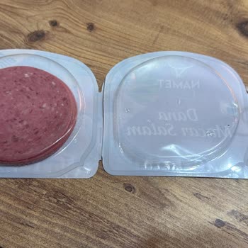 Namet Aldığım Salam Paketinin Yarısı Boş Çıktı