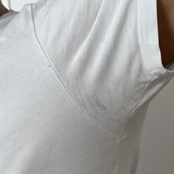 Columbia'dan Aldığım Tişört Kısa Sürede Deforme Oldu, Müşteri Hizmetleri Çözüm Sunmadı