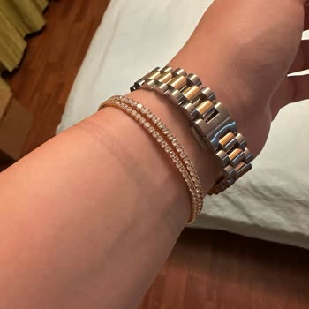 Aldığım Bileklik İlk Kullanımda Kolumu Boyadı, İade Sürecinde Destek Alamıyorum