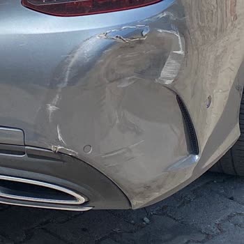 Otel Otoparkında Aracıma Zarar Verildi, Yönetim İlgisiz Kaldı