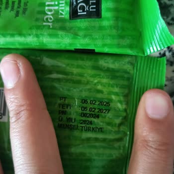 Kırmızı Biberin Paketinde Kısa Sürede Renk Değişimi Yaşadım Nedenini Öğrenmek İstiyorum